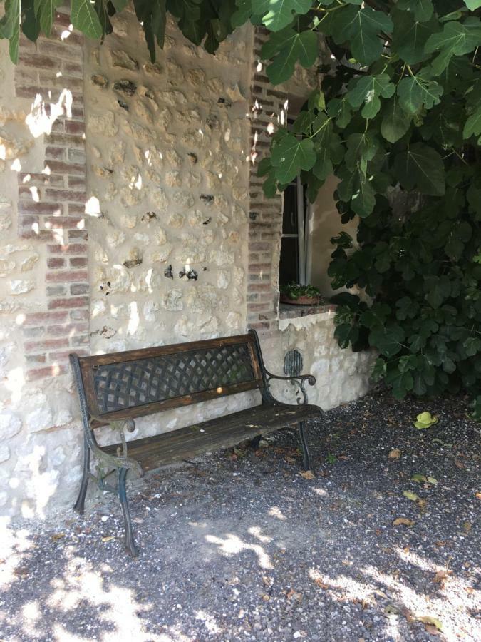 L'Oreade Amfreville-sur-Iton Екстер'єр фото
